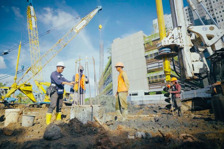 New Look New Feel Marketing Gallery Apartemen Emerald Bintaro