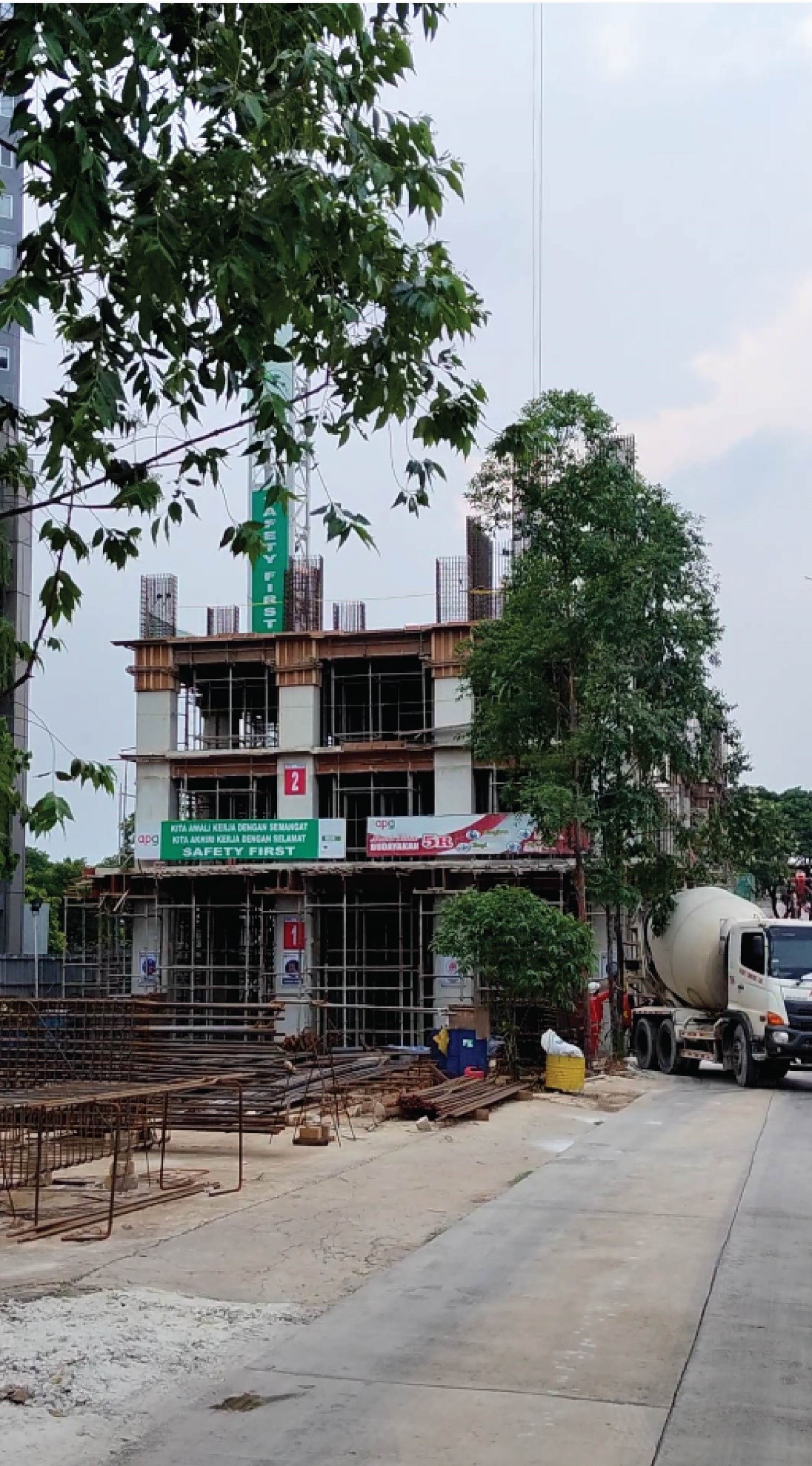 Apartemen Emerald Menuju Ketinggian (Progres Struktur Atas)