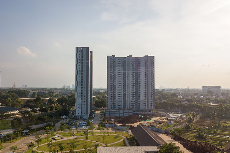 New Look New Feel Marketing Gallery Apartemen Emerald Bintaro