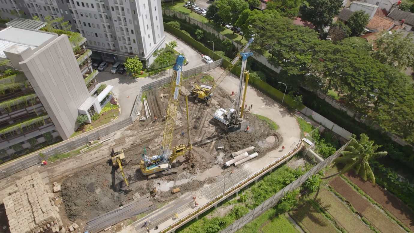 New Look New Feel Marketing Gallery Apartemen Emerald Bintaro